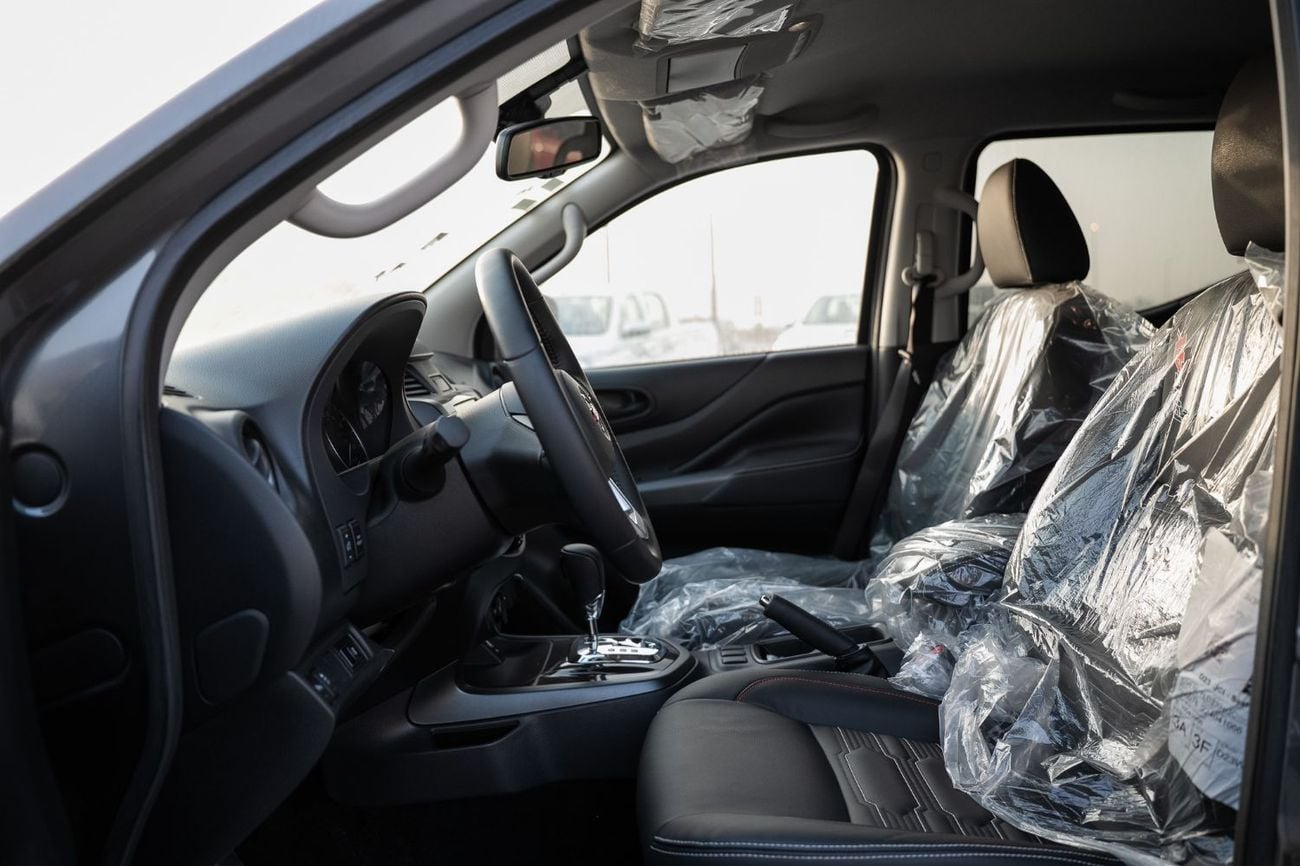 Nissan Navara PRO-4X Off-Road | 2.5L Diesel 4WD A/T (Only For Export)