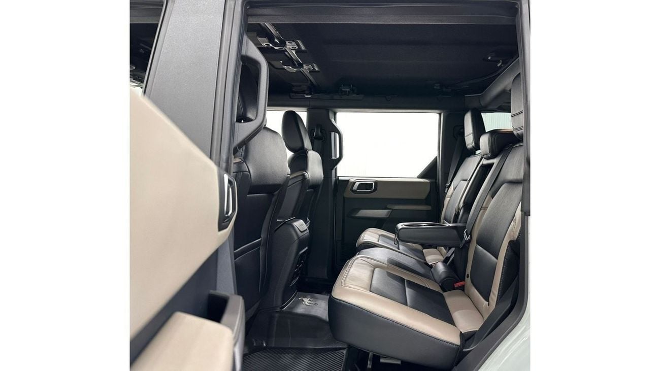 فورد برونكو 2022 Ford Bronco Wildtrak Sasquatch, August 2028 Ford Warranty + Service Pack, Full Options, GCC