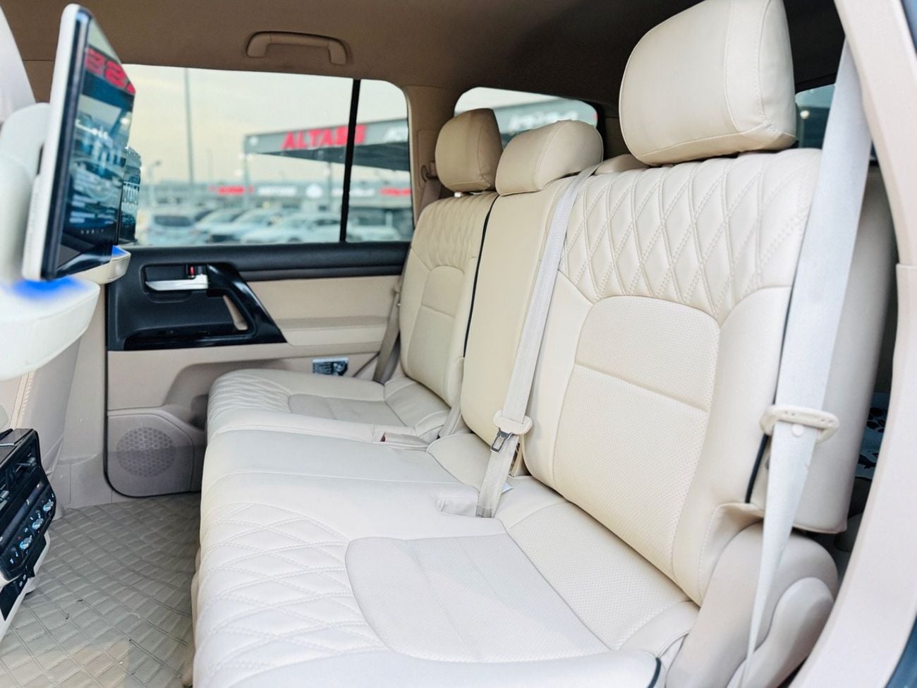 Toyota Land Cruiser GXR+ 4.0L