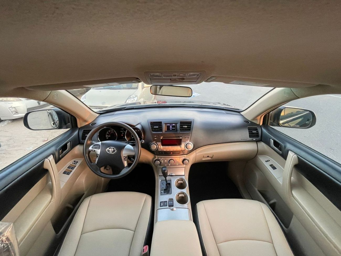 Toyota Highlander 2011 Toyota Highlander MidOption+ Electric Seats & Rear CAM - 7 Seater 3.5L V6 - 4x4 AWD - 79,000 Mi