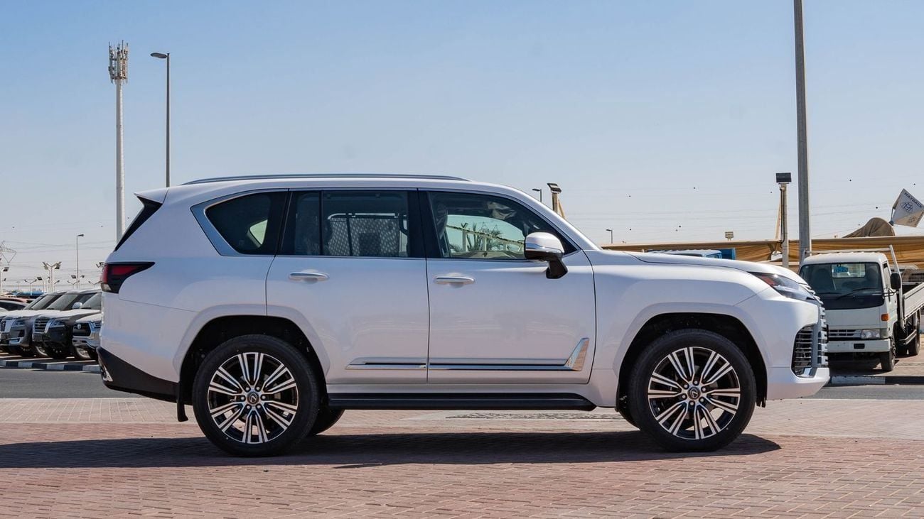 Lexus LX600 SIGNATURE 2026 Lexus LX600 Signature 3.5L AT Petrol (White)