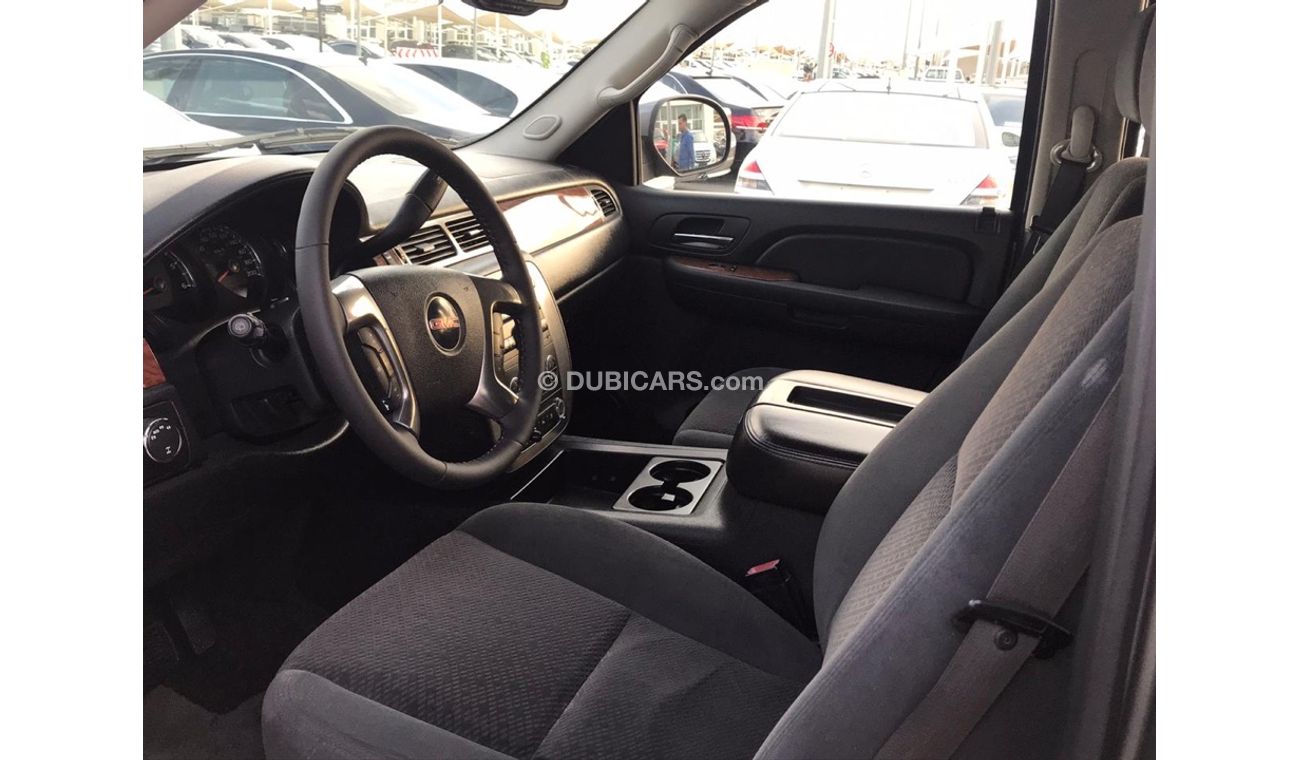 جي أم سي يوكون جيمس يوكن موديل 2007 خليجي  السياره حاله ممتازه  من الداخل والخارج الموتر مسرفس بالكامل