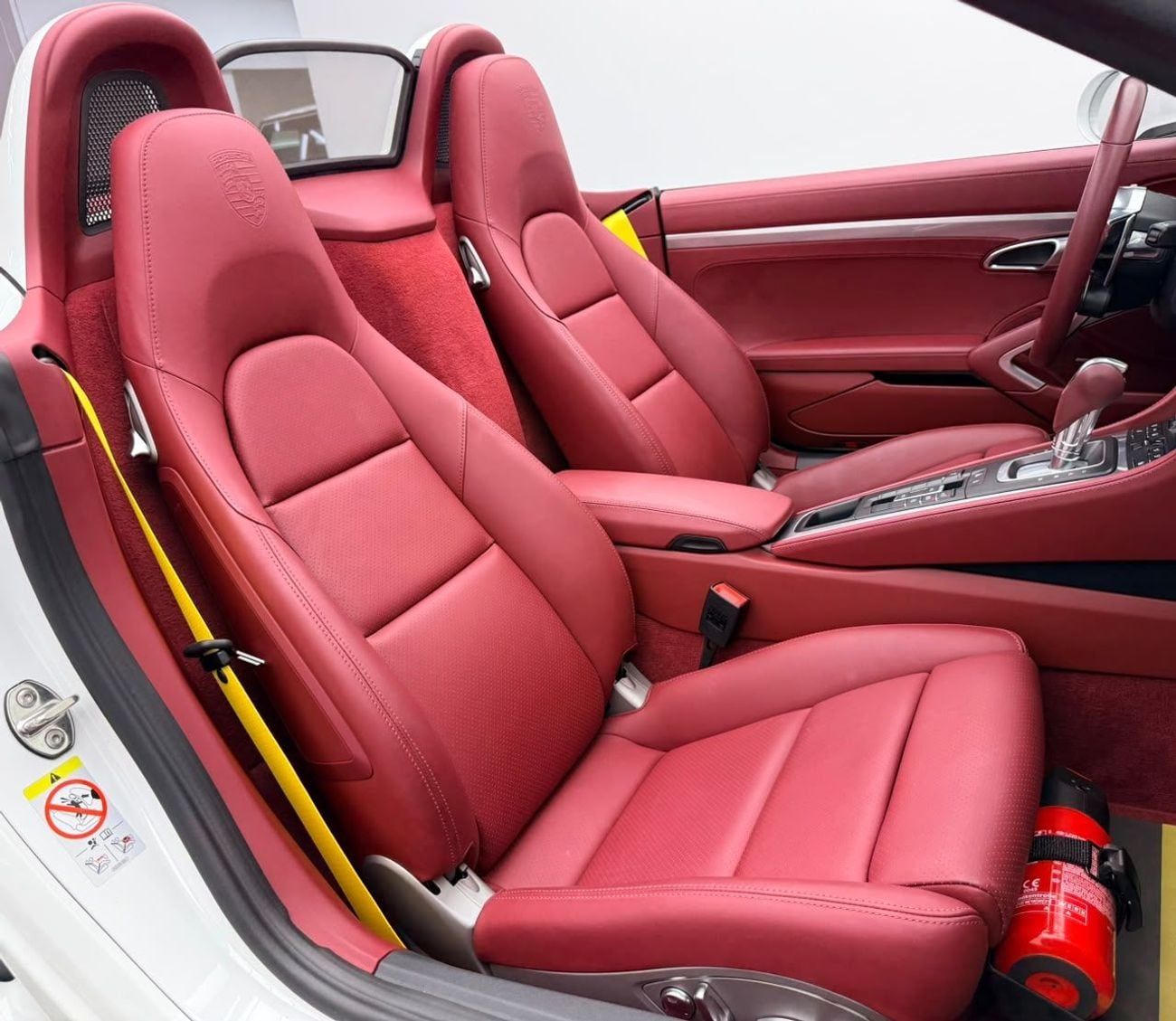 Porsche 718 Boxster STANDARD 2021 Porsche 718 Boxster, Warranty, Full Porsche Service History, Sport Chrono Package, GCC
