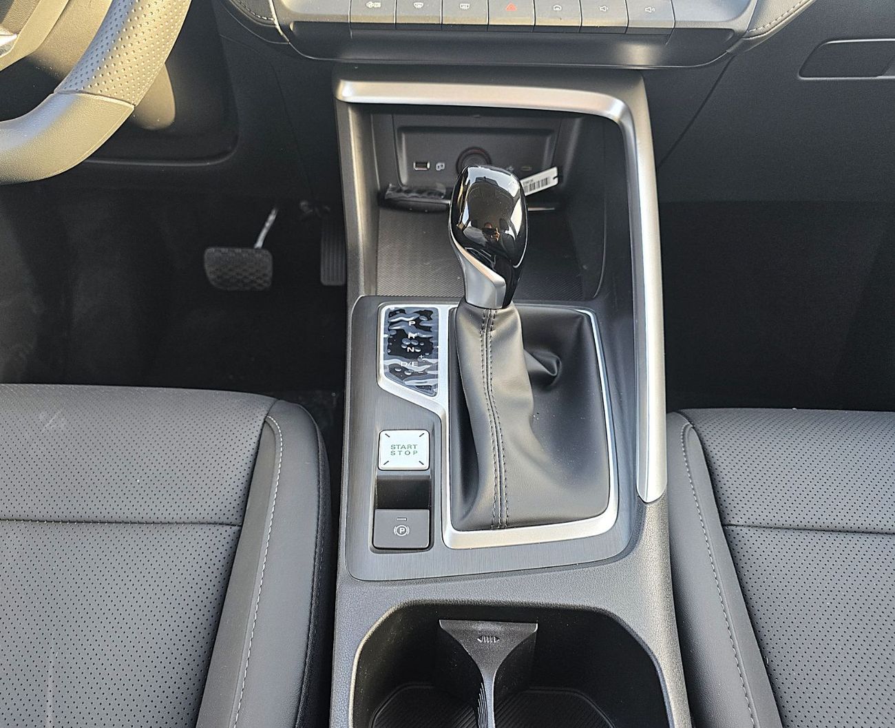 أم جي ZS Mg Zs Comf 1.5l A/T SUV FWD Leather seats Red Color 2026