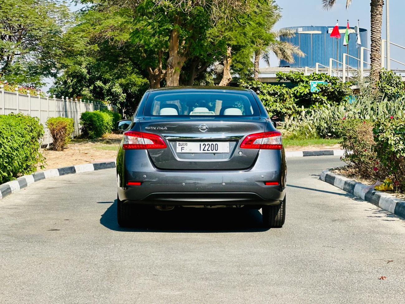 نيسان سنترا LE 1.6L