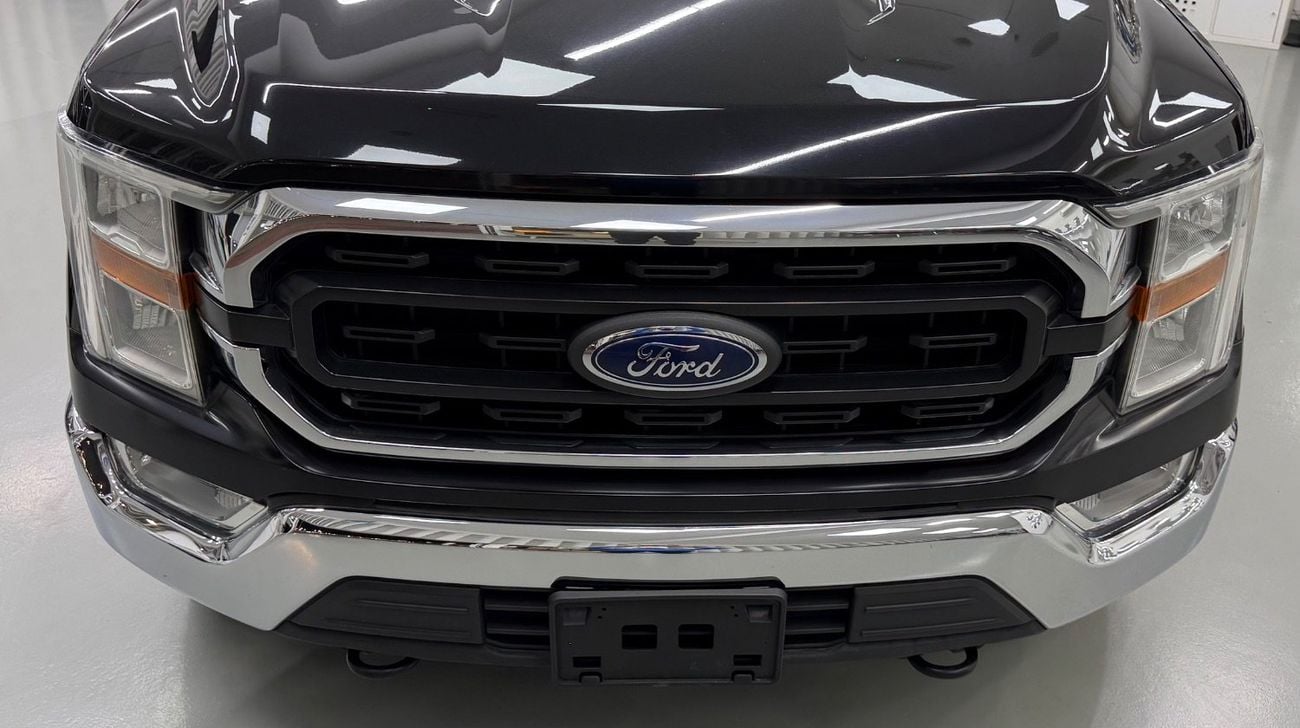 Ford F 150 XLT 5.0L Crew Cab Utility