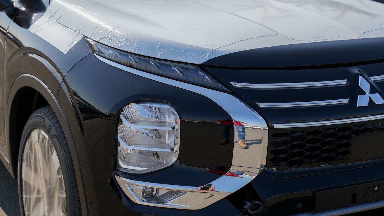 Mitsubishi Outlander Brand New 2026 Mitsubishi Outlander Medium Line (G12) 2.5L | 7-Seater SUV | GCC Spec | Export Only