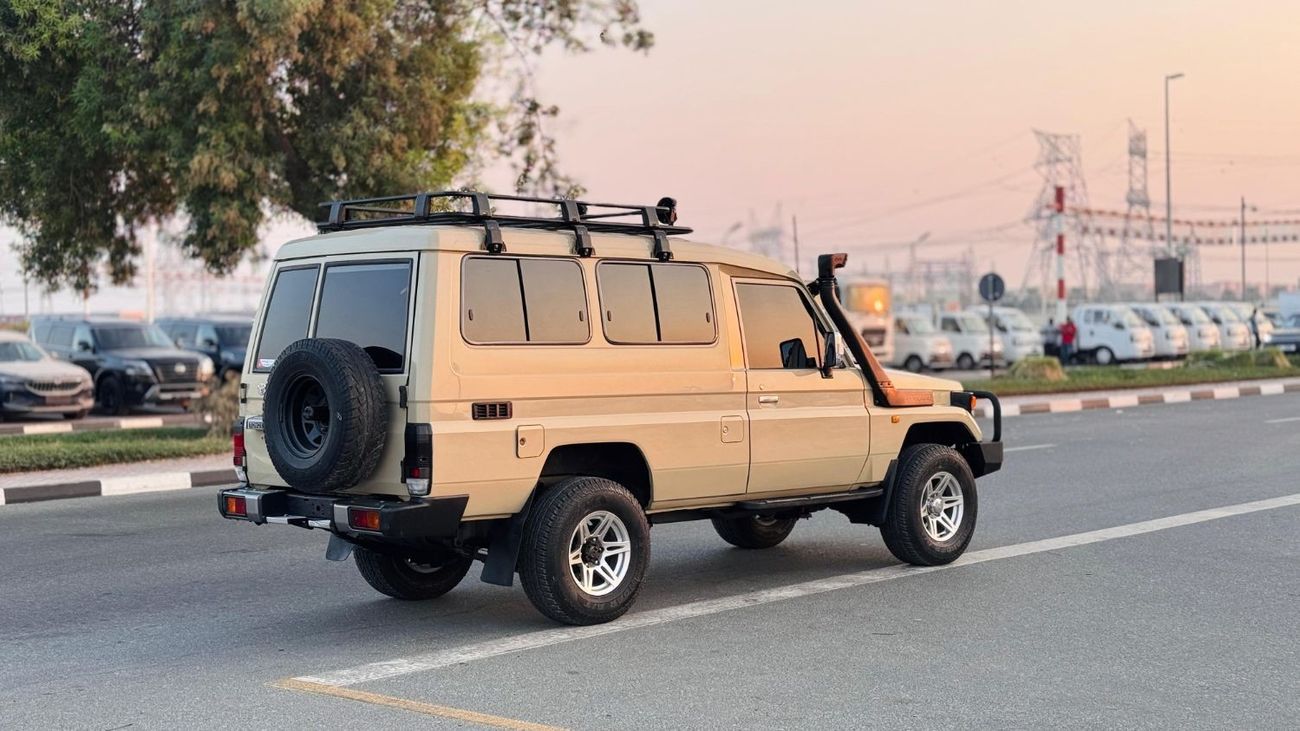 Toyota Land Cruiser 70 HARD TOP | RHD | 4.2L DIESEL ENGINE | MANUAL TRANSMISSION | AIR SNORKEL | PREMIUM BULL BAR INSTALLED