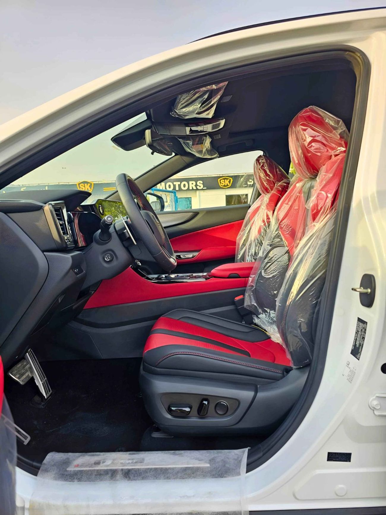 لكزس NX350 F SPORT TURBO CHARGED/PANORAMIC ROOF/ 275 HP ENGINE/2.4L PETROL AWD/CODE#NXP3F