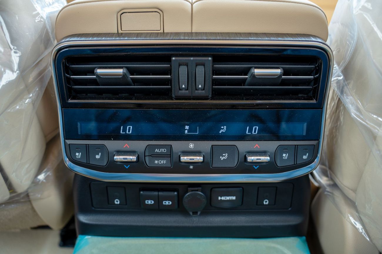 تويوتا لاند كروزر 3.5T VXR Hybrid