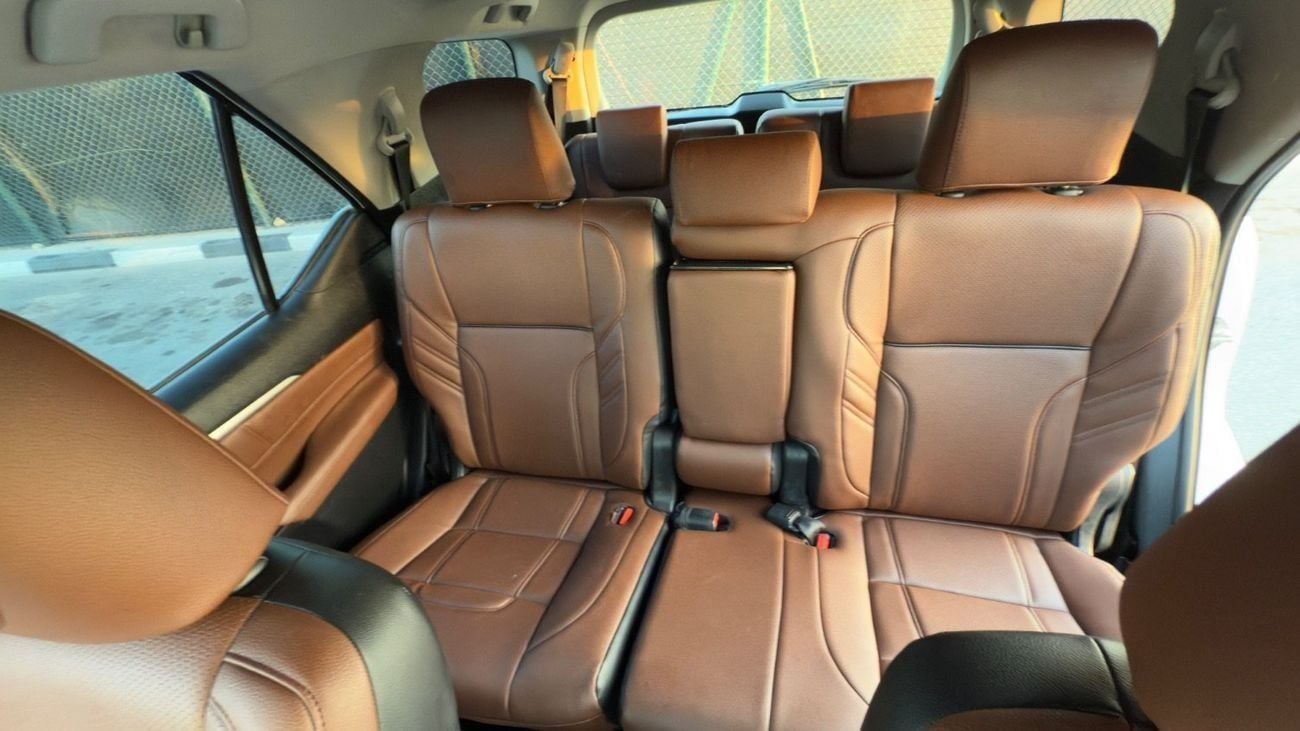 Toyota Fortuner GXR 4.0L (278 HP) V6 AUTOMATIC PETROL EXCELLENT CONDITION