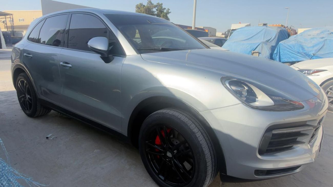 Porsche Cayenne S 2.9L (440 HP)