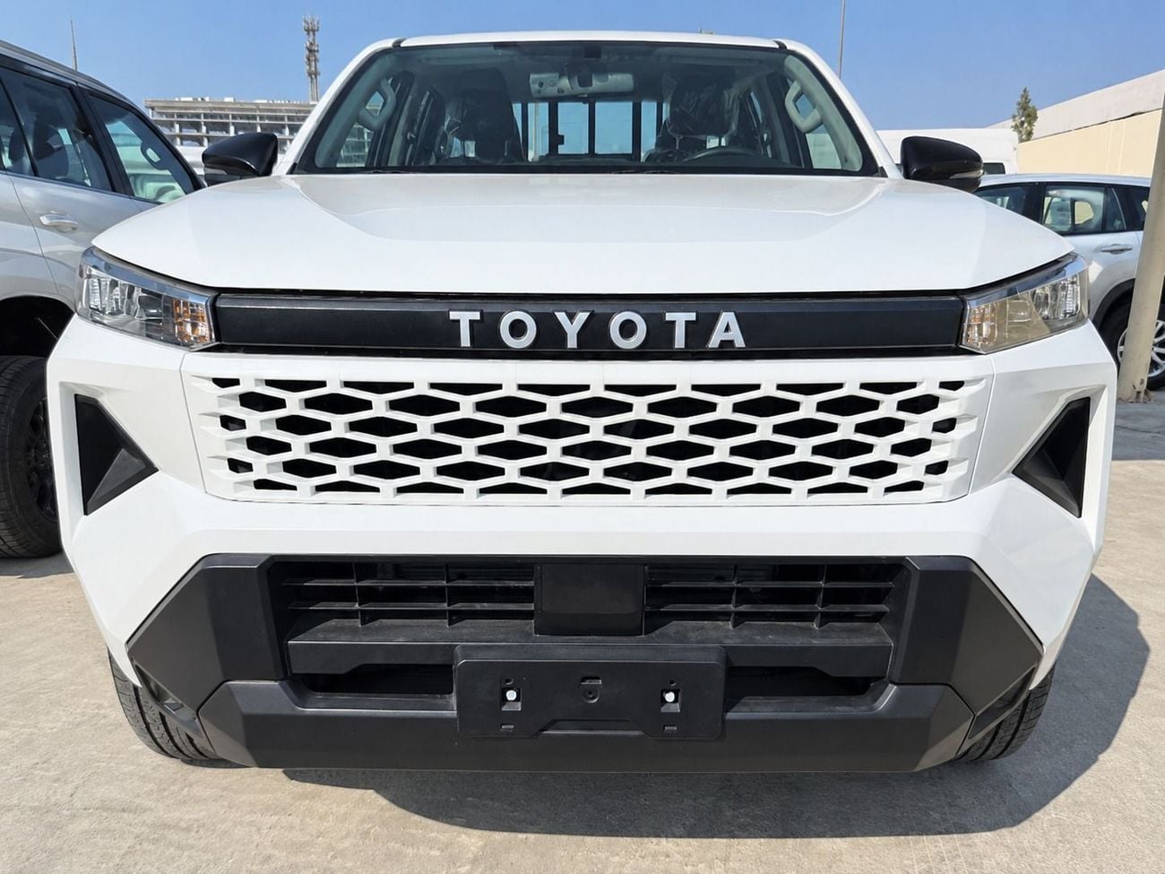 Toyota Hilux 2027 Toyota Hilux GL Double Cab Pickup 5-Seater 2.7L 4-Cyl Petrol A/T 4x4 Export Only