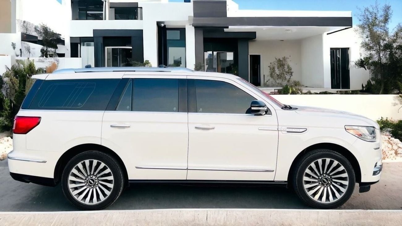 Lincoln Navigator AED 3,200 PM | Till 2027 UNDER WARRANTY & Service Contract | FSH | LINCOLN NAVIGATOR 2020 RESERVE