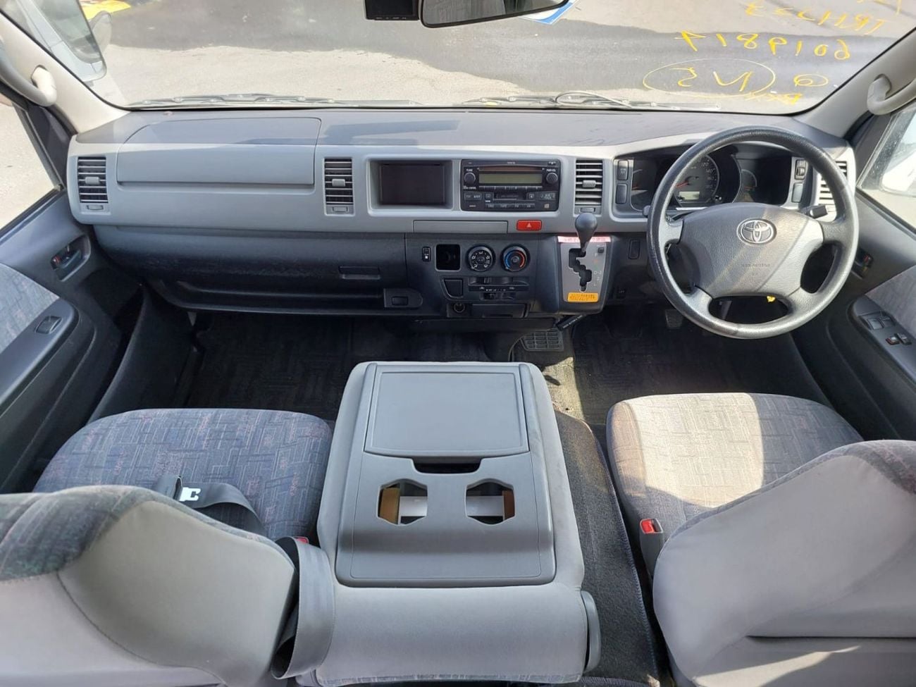 Toyota Hiace (RAMADAN OFFER) TOYOTA HIACE VAN RHD 2007 MODEL 2.7 L PETROL AUTOMATIC(PM19814)