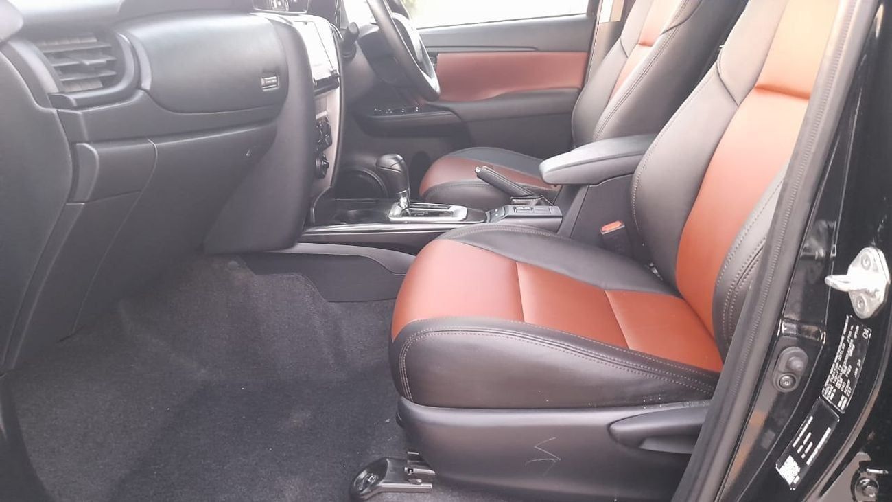 تويوتا فورتونر 4.0L VXR