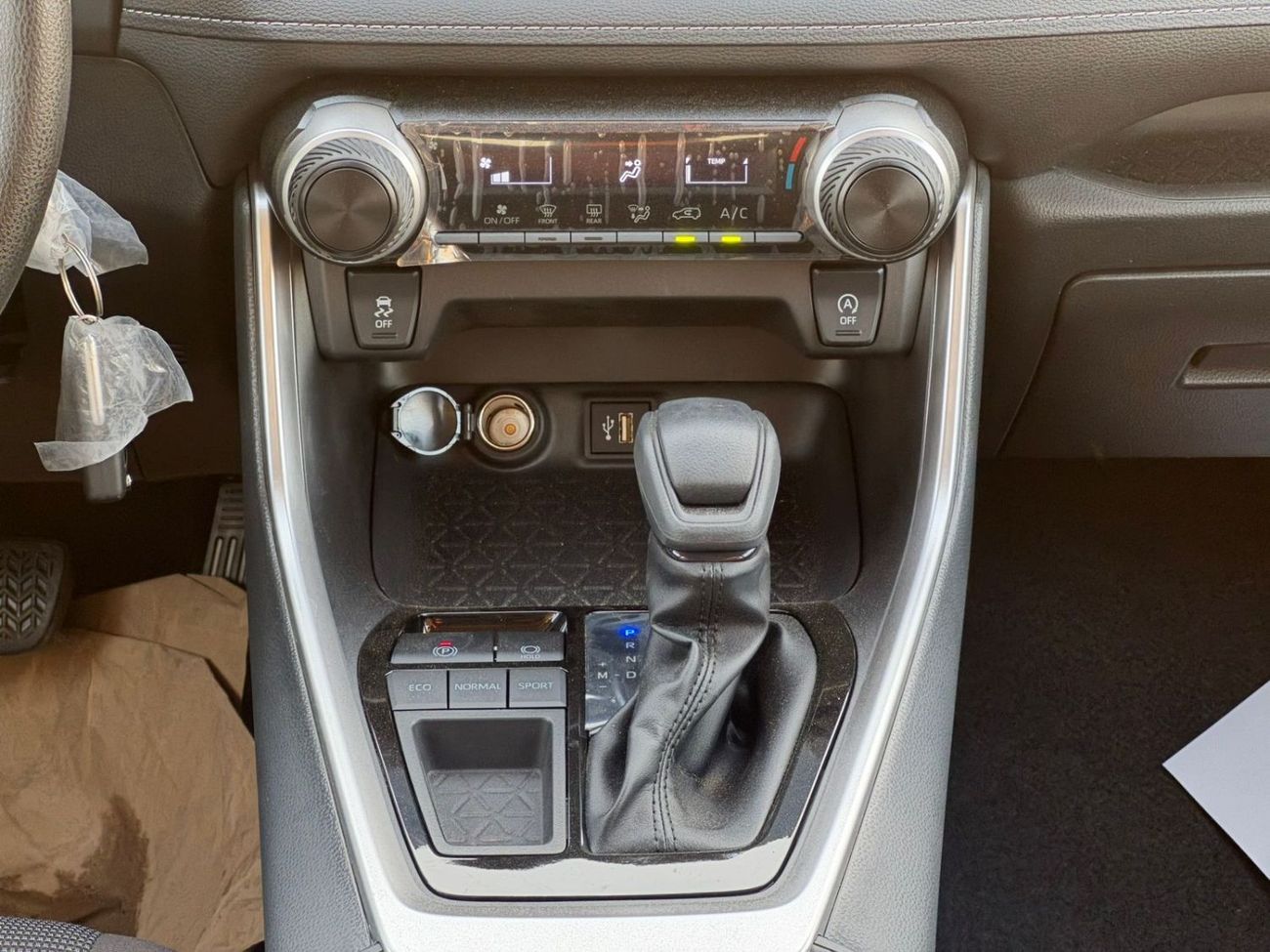 Toyota RAV4 2025 TOYOTA RAV4 2.0L PETROL A/T STANDARD OPTION CHINESE OPTION