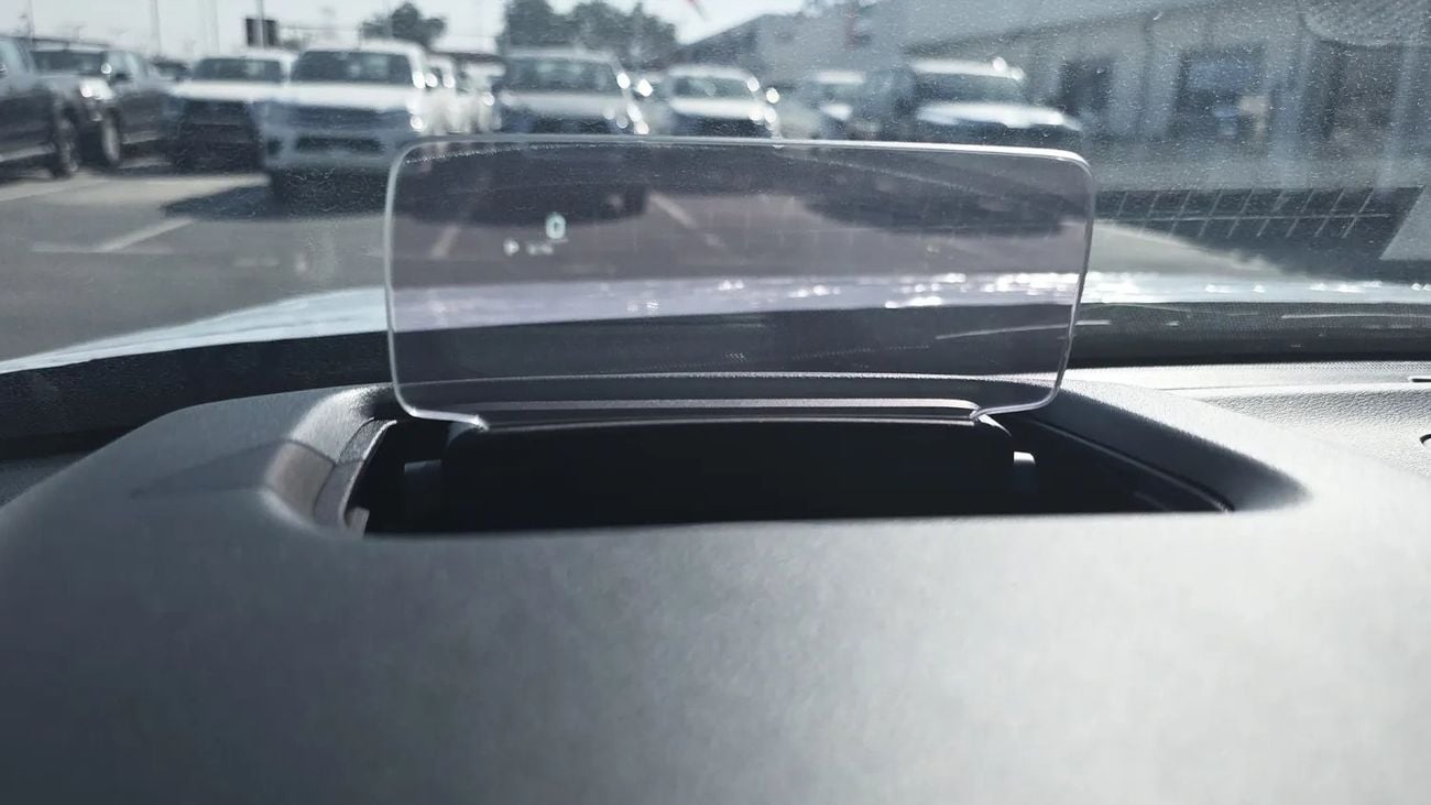 سوزوكي أكروس 1.5L GLX+ Sunroof M Hybrid 6AT