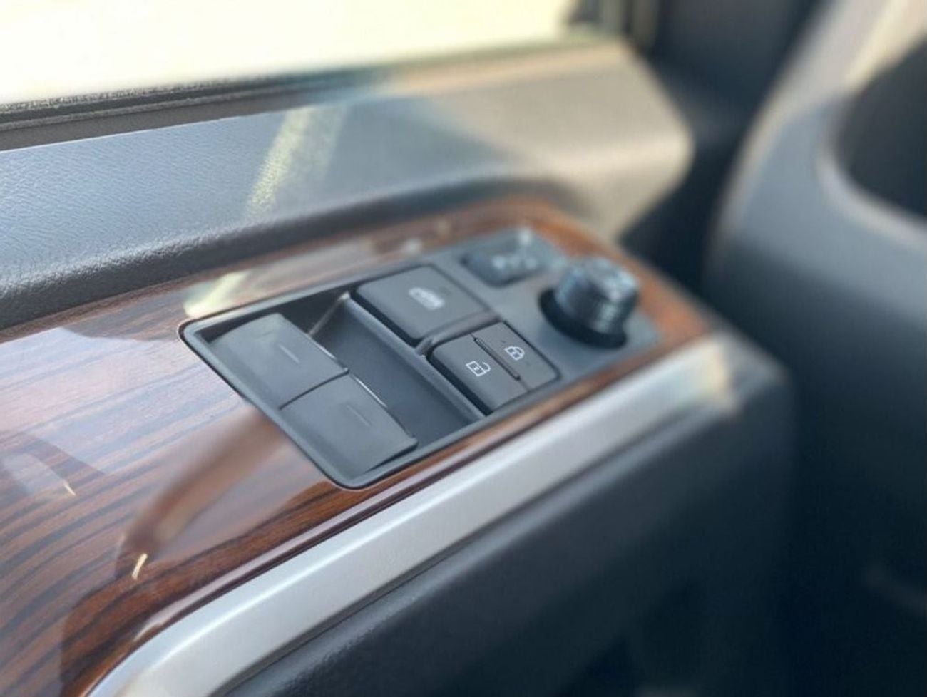 تويوتا جرافينا PREMIUM 3.5 Petrol  / Brand new model 2024