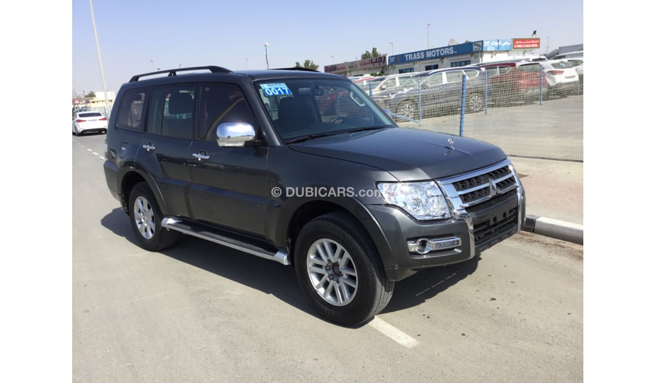 Mitsubishi Pajero GRAY 2016 GCC SPECIFICATION