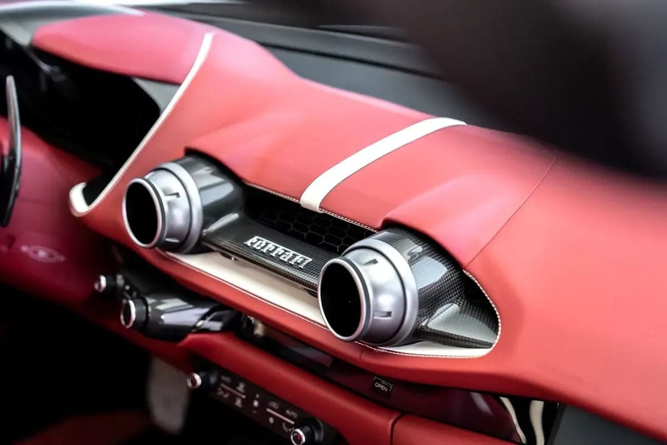 فيراري 812 GTS GTS