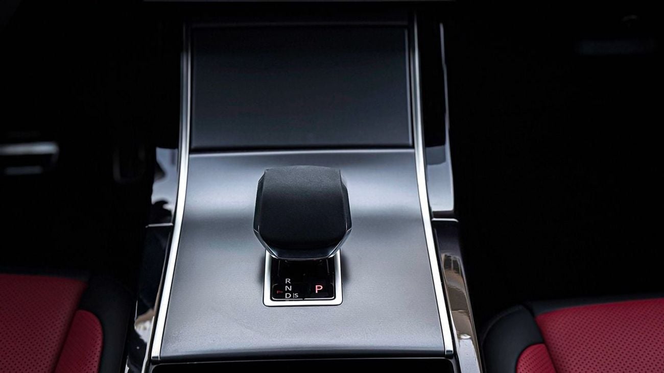 لاند روفر رينج روفر فيلار P250 SE 2.0L