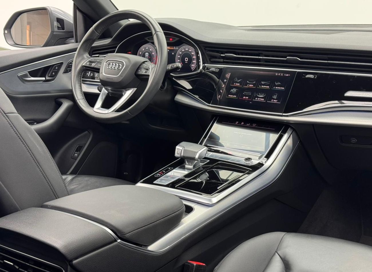 Audi Q8 55 TFSI quattro S-Line 3.0L (340 HP) 2020 Audi Q8 55TFSI S-Line, Audi Service History, 1 Year Warran