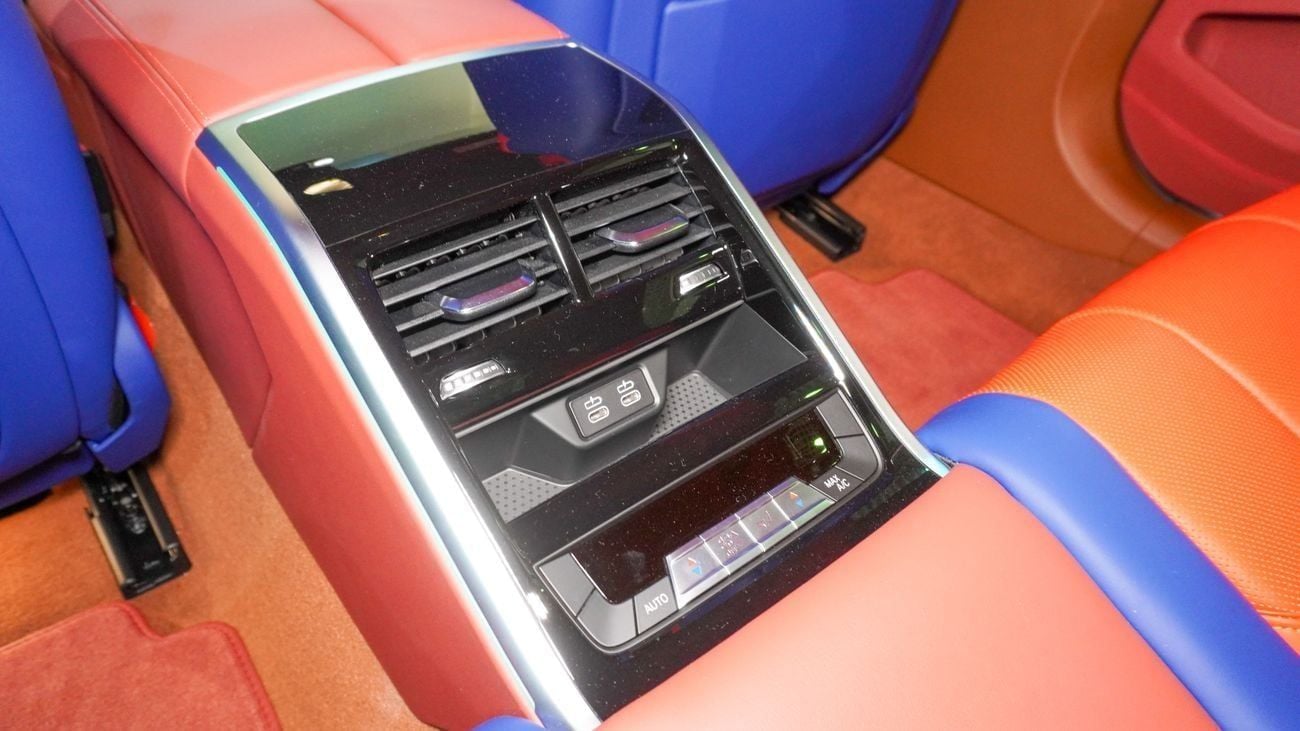 بي أم دبليو M850i