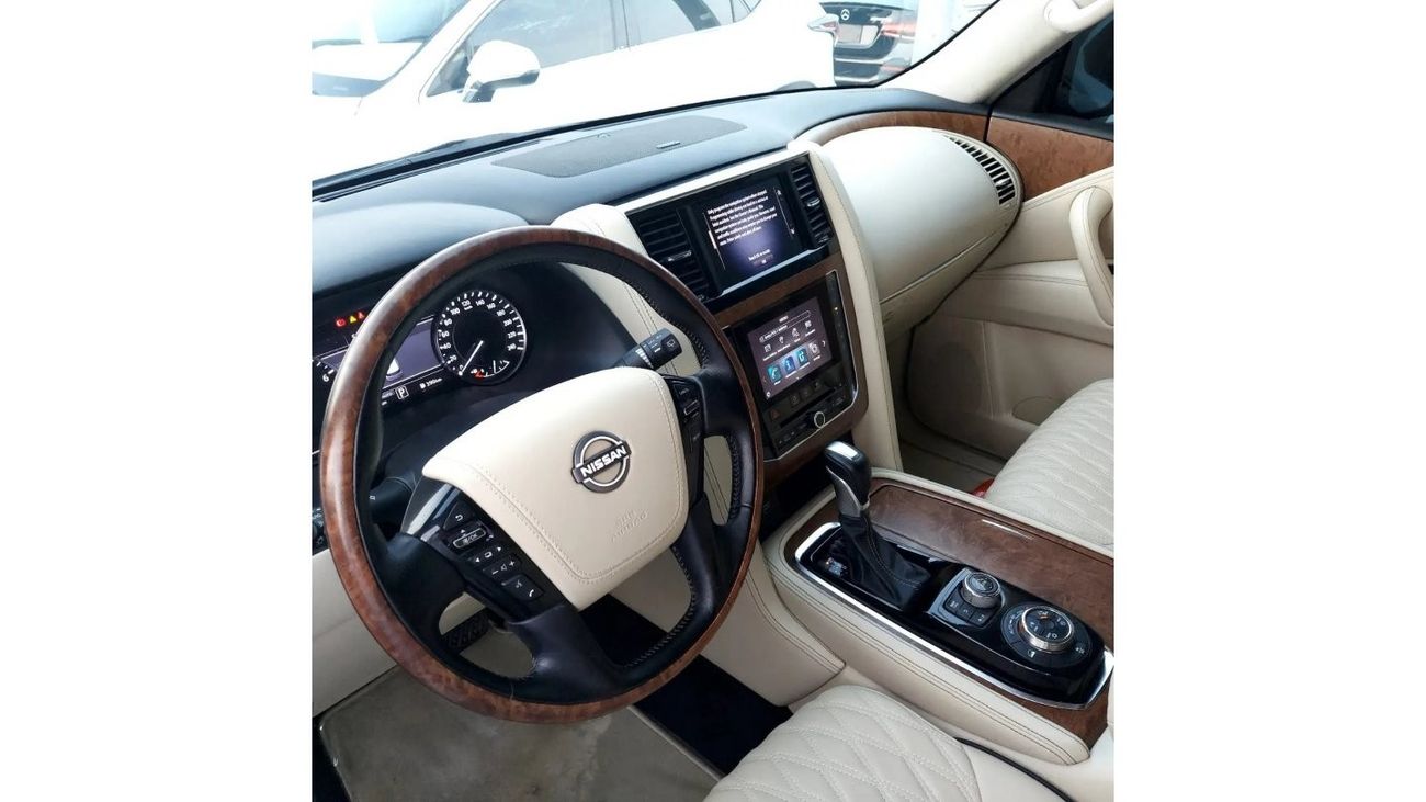 نيسان باترول LE بلاتينوم سيتي