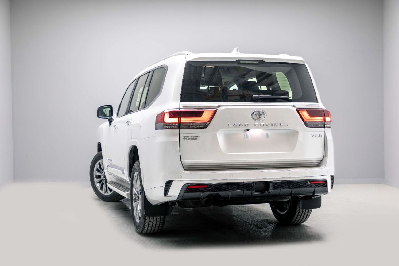 Toyota Land Cruiser VXR 3.3L - Precious White Pearl Inside Black & Dark Red | Export Only