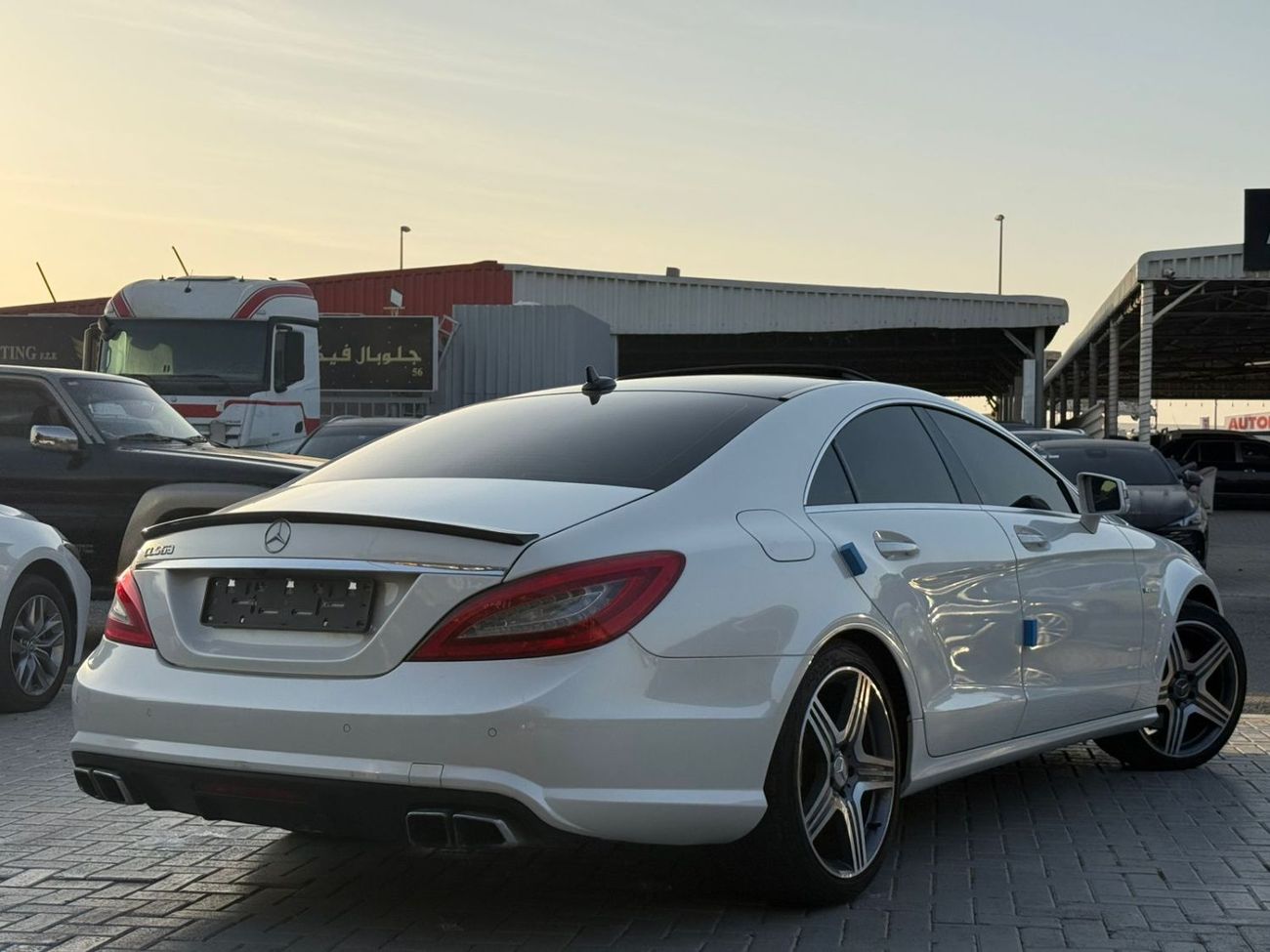Mercedes-Benz CLS 63 AMG Std 5.0L