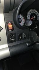 تويوتا إف جي كروزر 4.0L Adventure