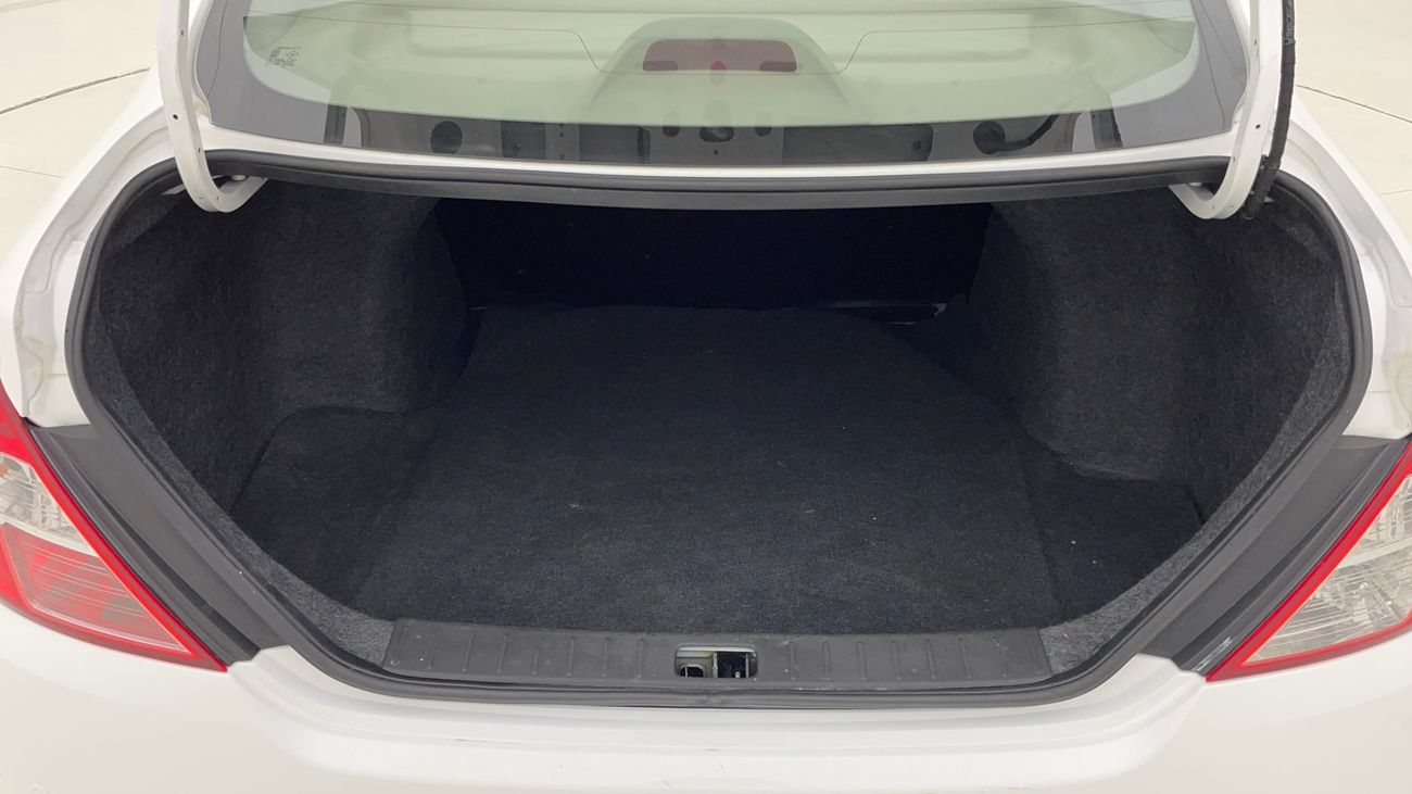 Nissan Sunny SV 1.5 | Zero Down Payment | Home Test Drive