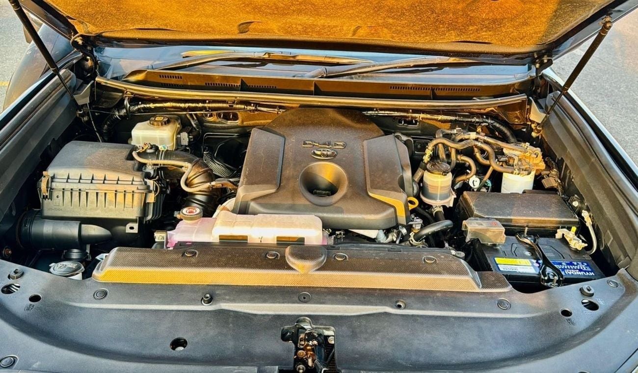 Toyota Prado PREMIUM MODIFICATION | ROOF RACK WITH SIDE LADDERS | 2021 | RHD | 2.8L DIESEL ENGINE | (AT) | SUNROO