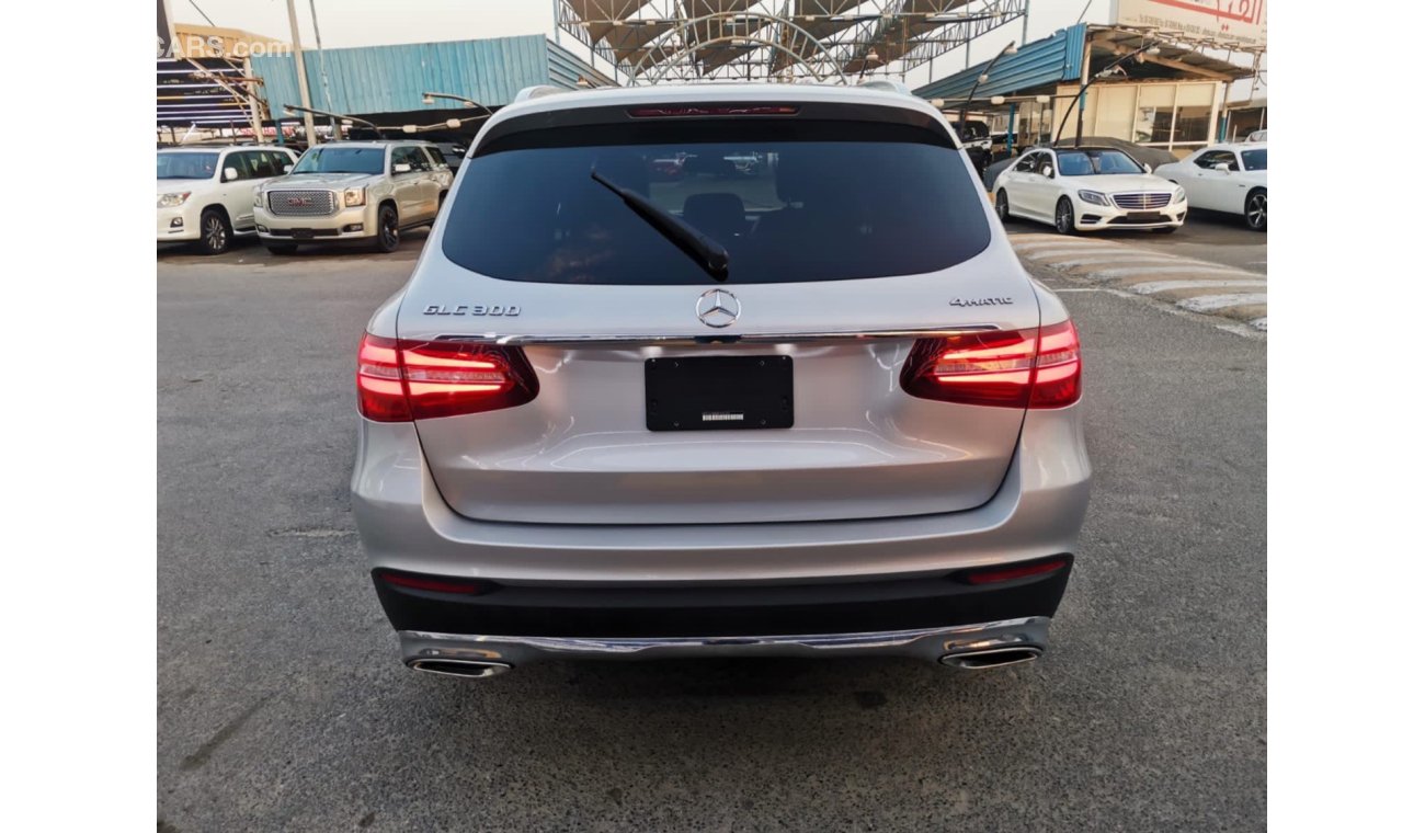 Mercedes-Benz GLC 300 MERCEDES BENZ GLC300 2019