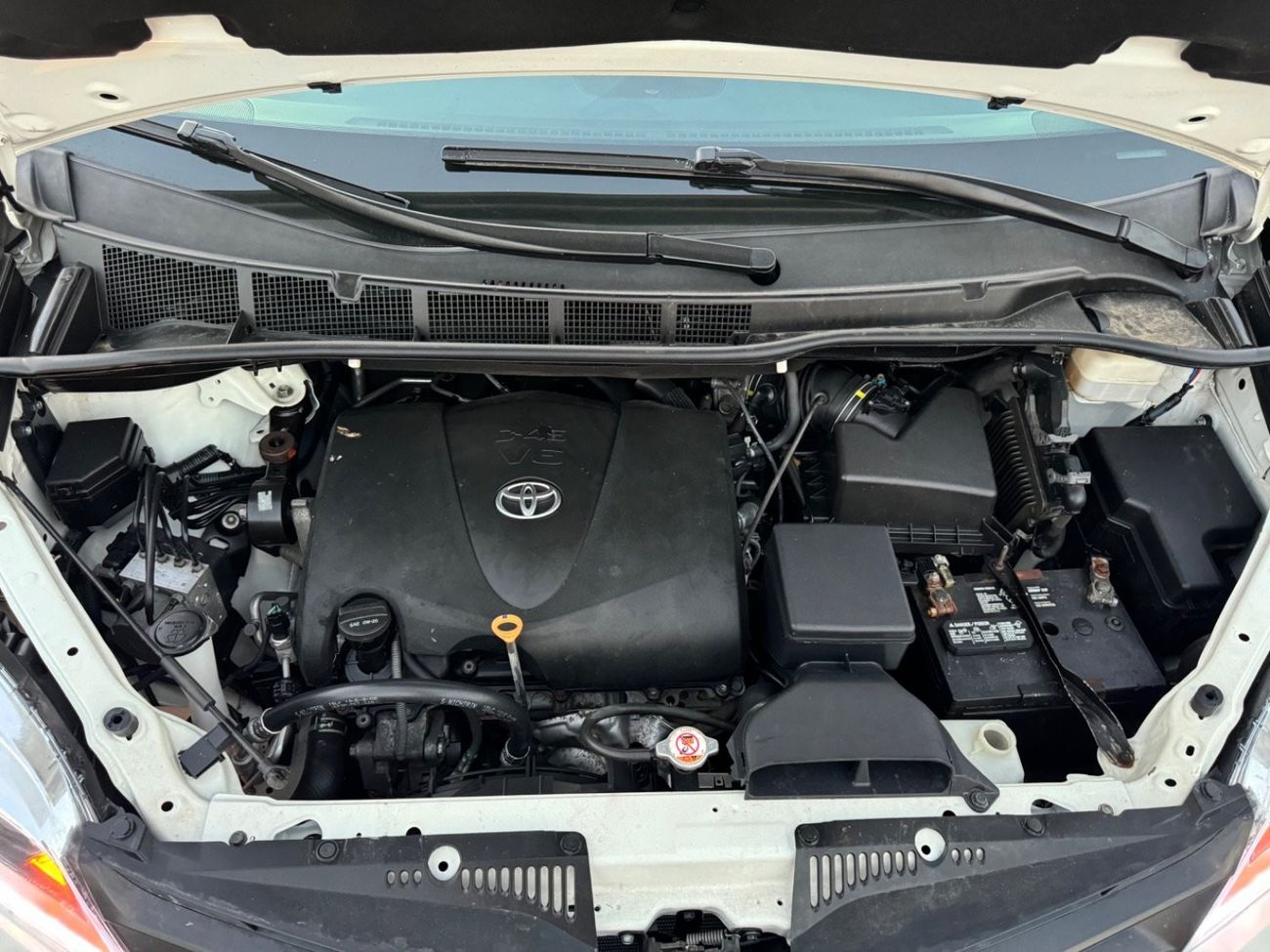 Toyota Sienna 2019 XLE SUNROOF 4x4 FULL OPTION US SPEC