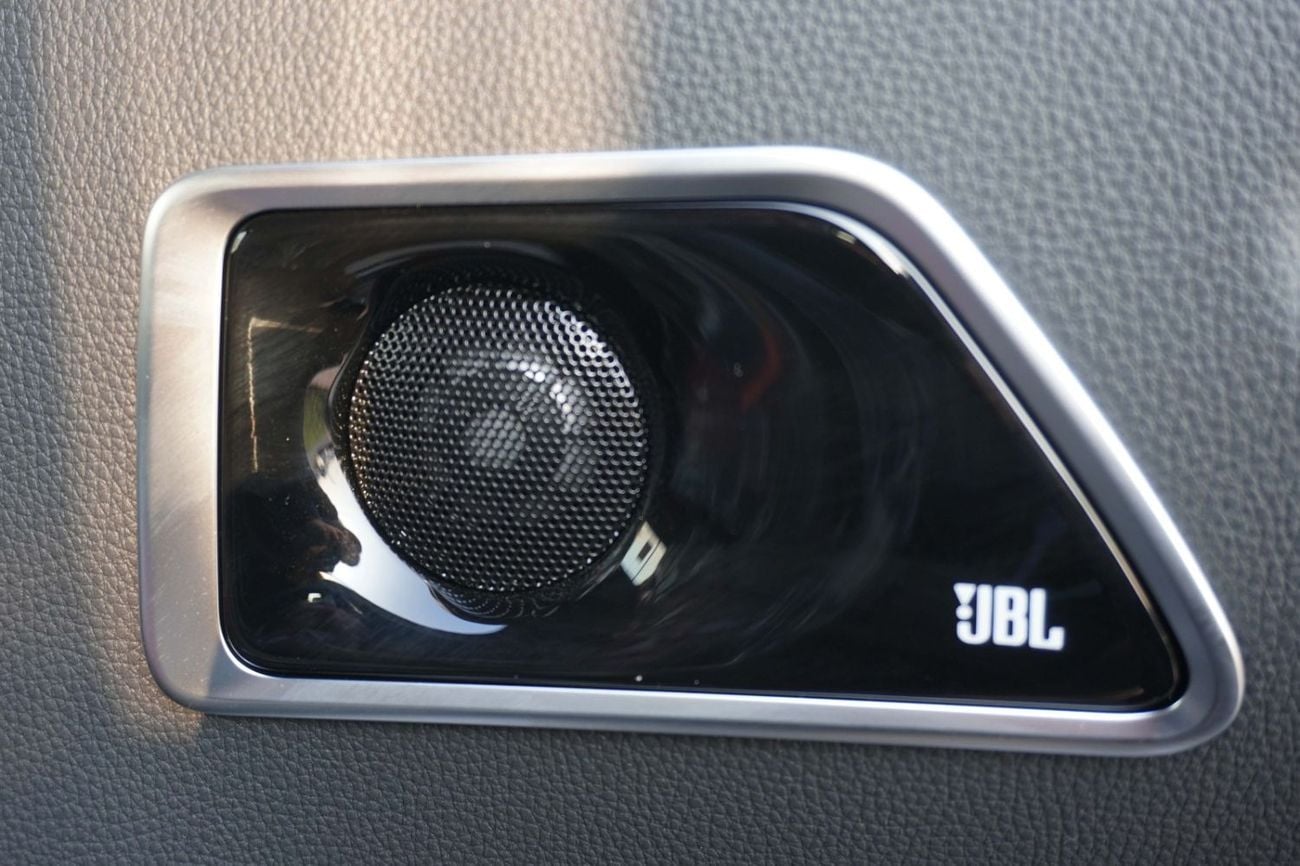 تويوتا لاند كروزر TOYOTA Land Cruiser VXR 3.5 HEV GCC 2026 Full option