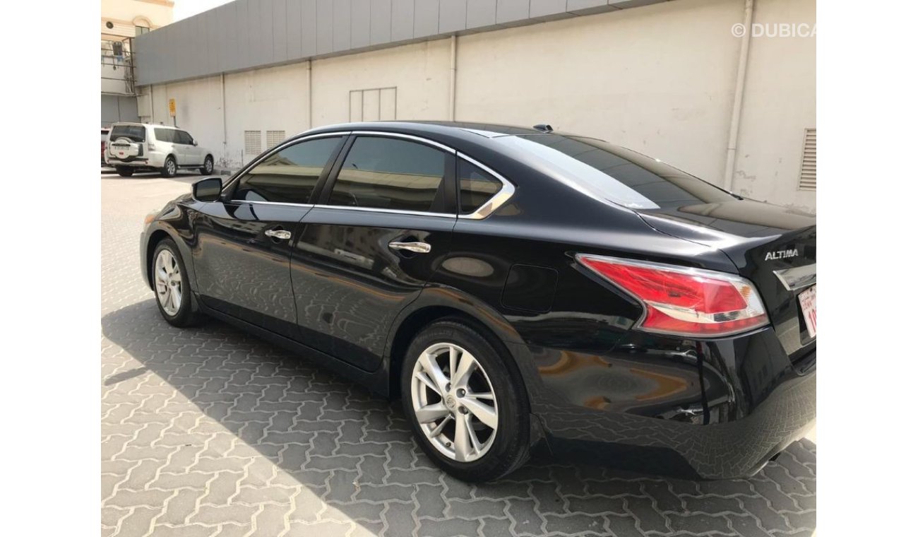 نيسان ألتيما Nissan Altima 2015 very celen car full otion