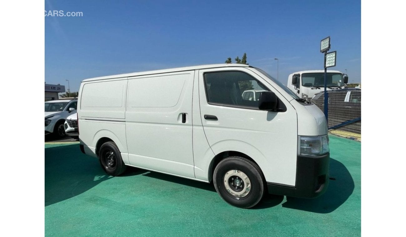 تويوتا هاياس Toyota HiAce cargo buddy  // 2.7 engine //  model 2023