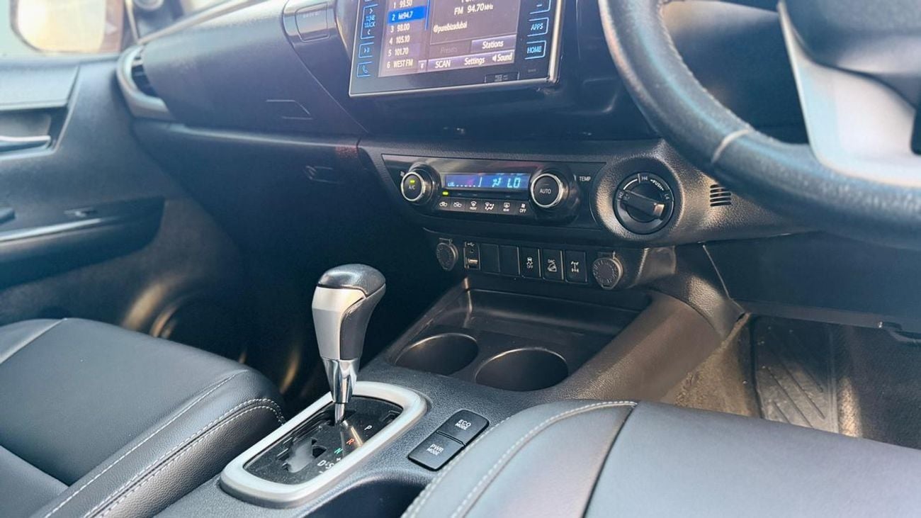 Toyota Hilux 2018 | DOUBLE CABIN | RHD | 2.8L DIESEL ENGINE | AUTOMATIC TRANSMISSION | RHINO ROOF RACK | NUDGE BA