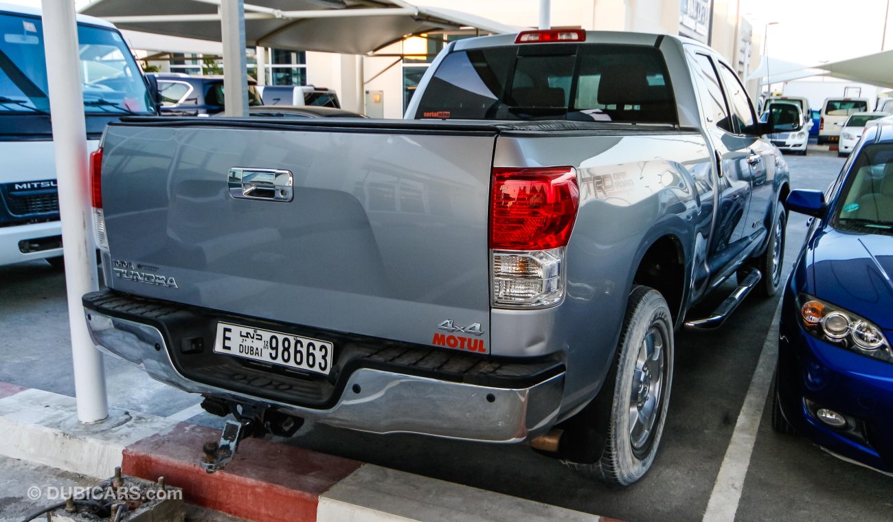 Toyota Tundra SR5