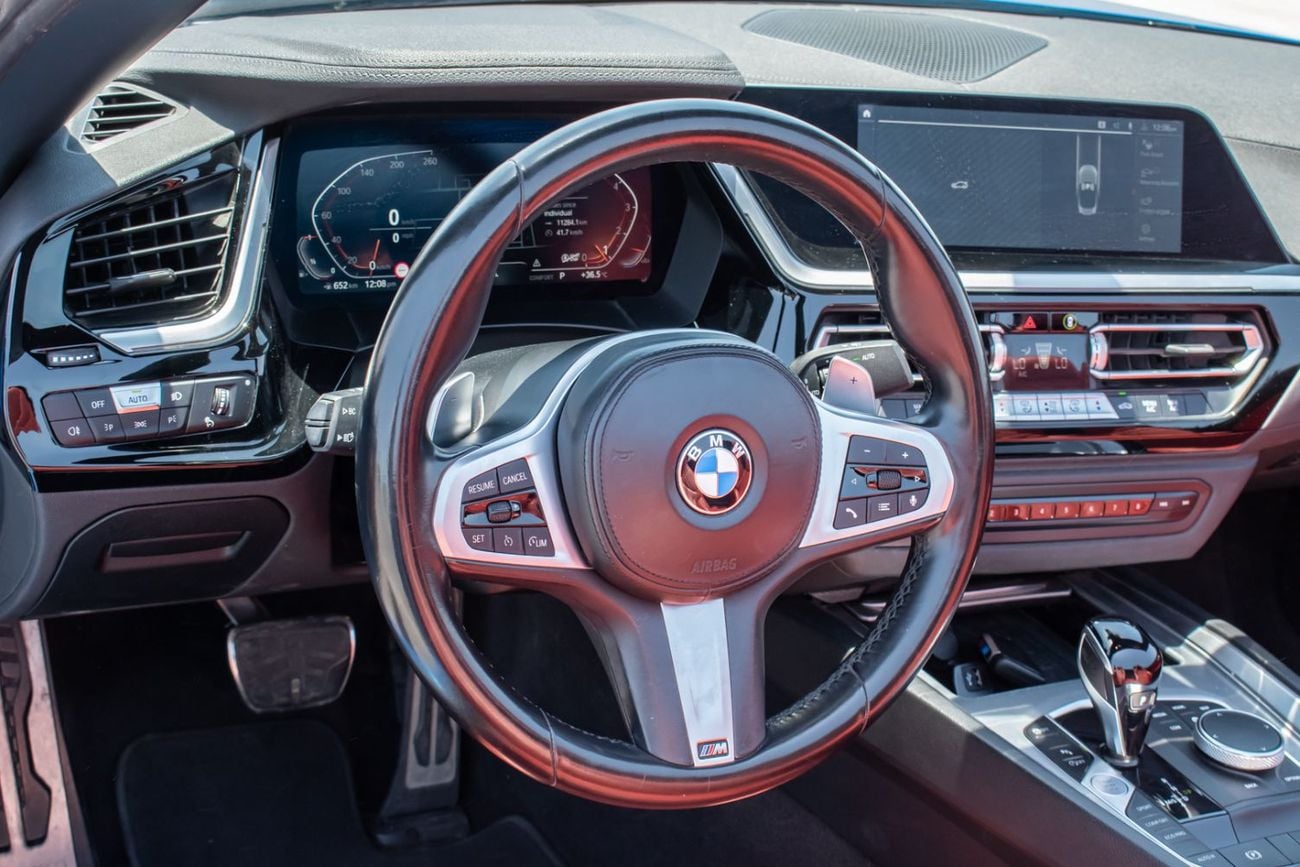 بي أم دبليو Z4 sDrive 30i