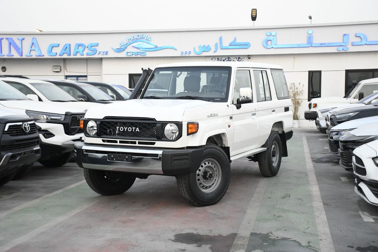 Toyota Land Cruiser 70 76 Series  2.8L Automatic Diesel  with diff lock ( LC Possible )