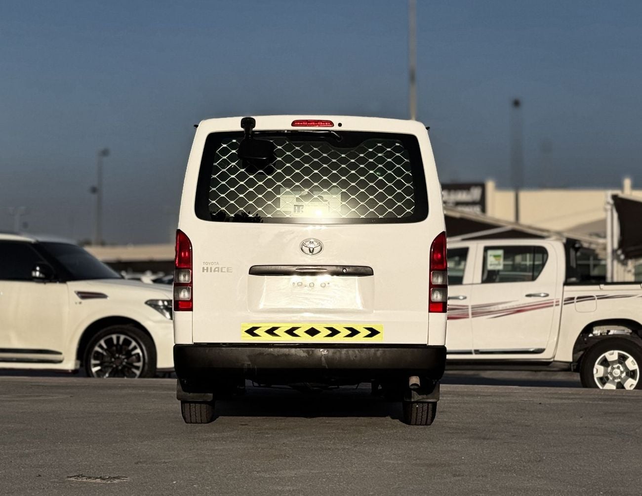 Toyota Hiace GL Toyota Hiace Van |  2023 | GCC | Accident-Free | In Excellent Condition | 1092 P.M