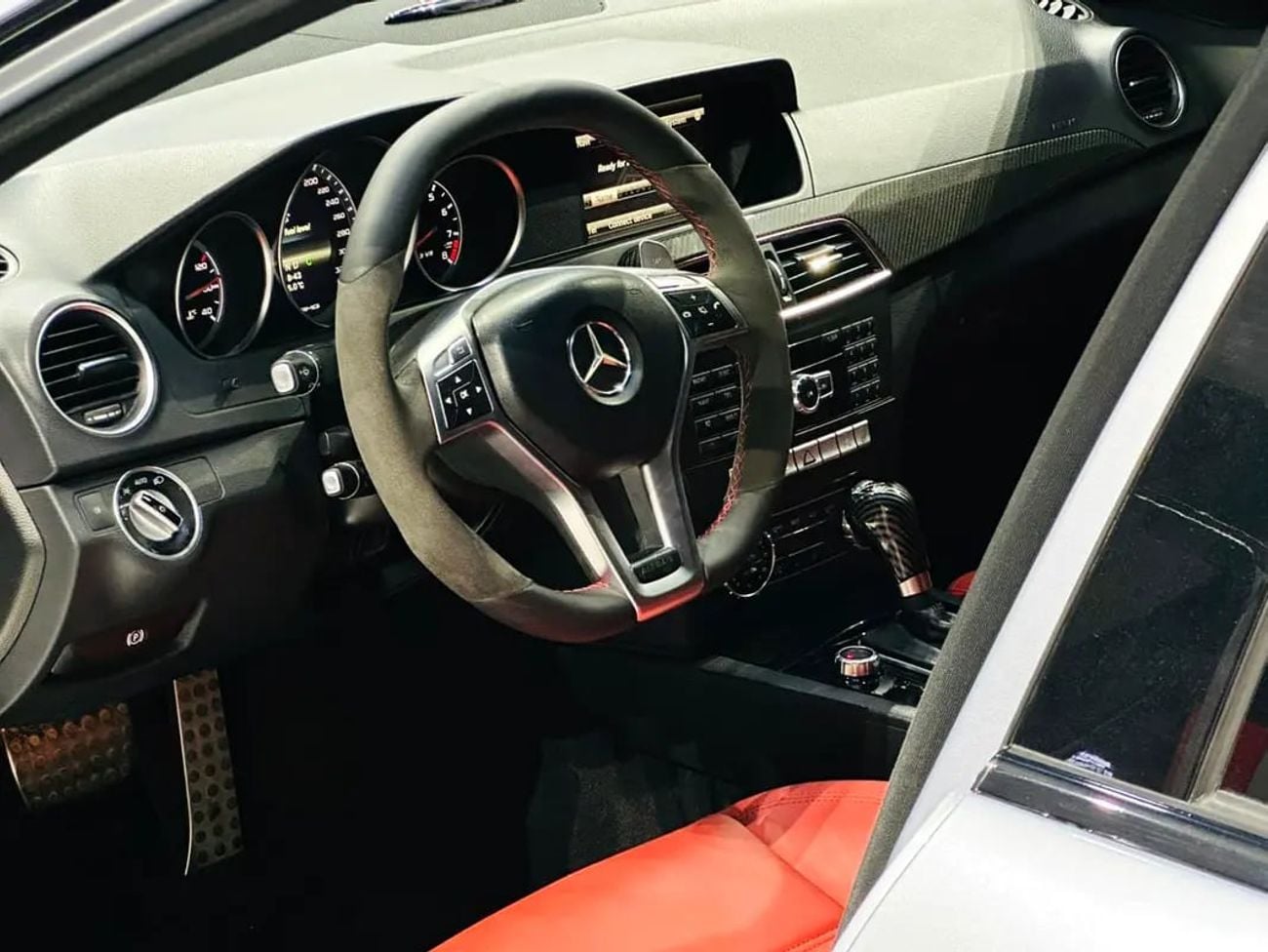 Mercedes-Benz C 63 AMG Edition 507 6.2L