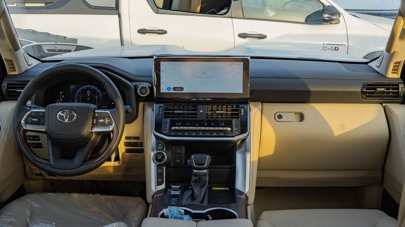 تويوتا لاند كروزر 2026 Toyota Land Cruiser 300 GXR 3.5L AT Petrol (Black)