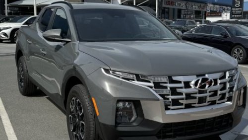 Hyundai Santa Cruz Price in UAE, Images, Specs & Features