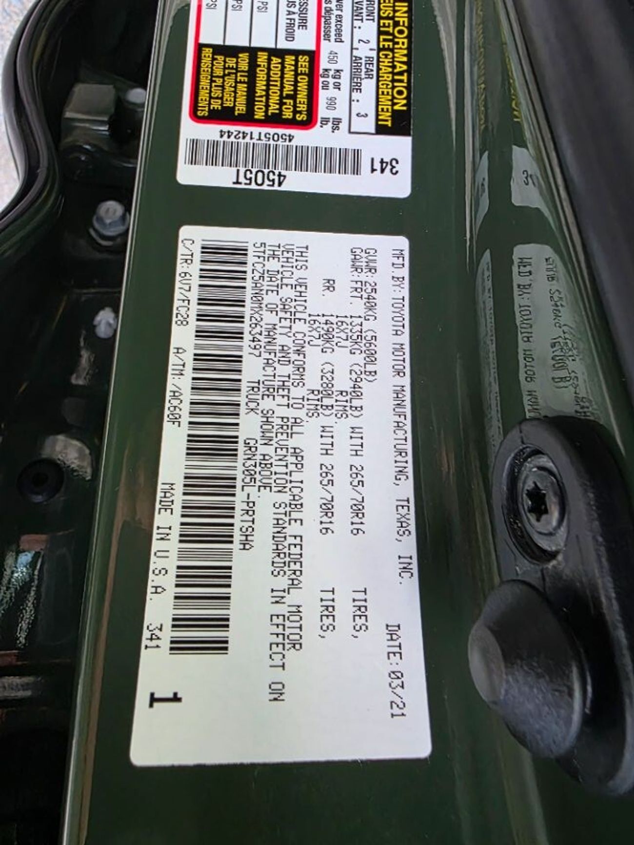 Toyota Tacoma 2021 Model 4x4 , leather seats with spacial off Road kits