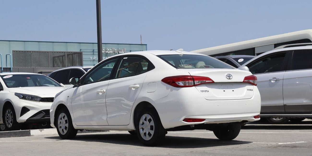 تويوتا يارس تويوتا يارس - خليجى - 2022 - بمحرك 1.5 - بدون حوادث - ممشى قليل - بحاله ممتازه