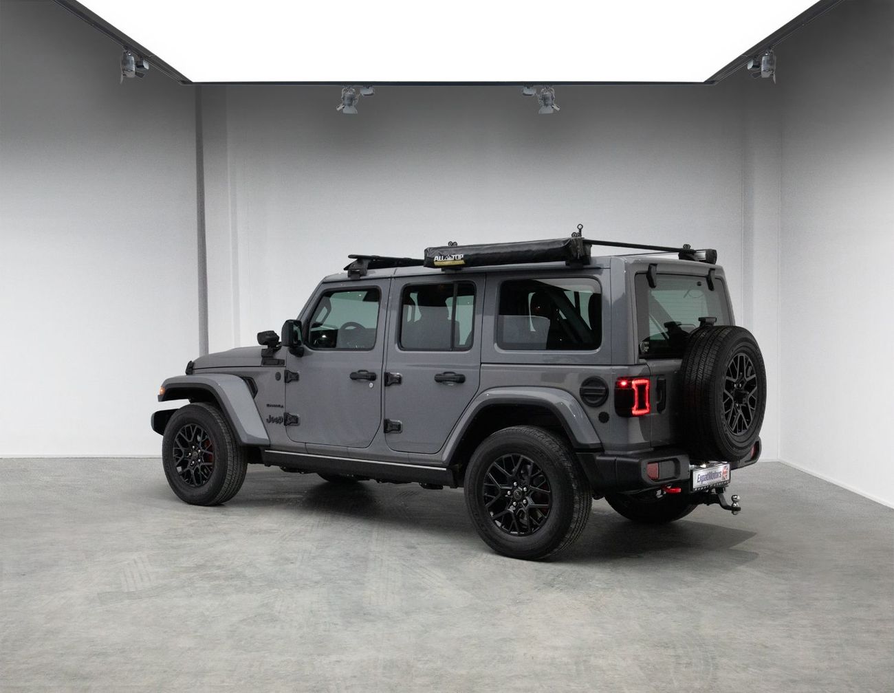 جيب رانجلر Unlimited Sahara 2.0L A/T